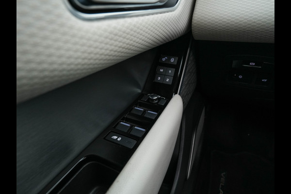 Land Rover Range Rover Velar 2.0 I4 AWD R-Dynamic HSE Aut. *PANO | LEATHER | FULL-LED | MEMORY-PACK | BLINDSPOT | MERIDIAN-SURROUND | DIGI-COCKPIT | CAMERA | KEYLESS | HEATED-COMFORTSEATS | PRIVACYGLASS | SHIFTPADDLES | HEAD-UP | 21"ALU*