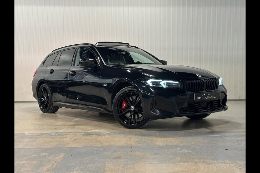 BMW 3 Serie Touring 330e xDrive | PANO | HUD | HARMAN KARDON | SHADOW LINE | TREKHAAK