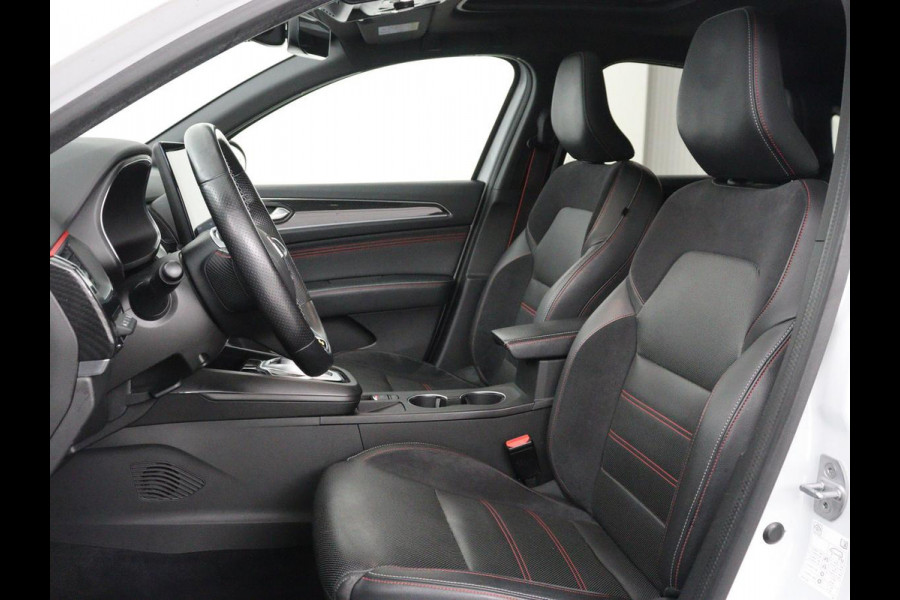 Renault Arkana 1.6 E-Tech Hybrid 145 R.S. Line | Panoramadak | Leder/Alcantara | Trekhaak | Stoelverwarming | Adaptive cruise | Camera | Carplay | Keyless | Park Assist | Full LED | Navigatie | Stuurverwarming