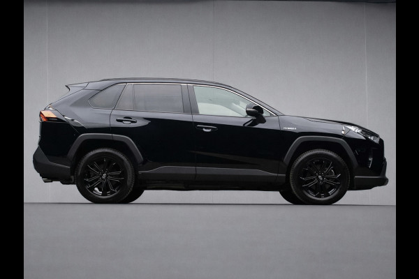 Toyota RAV4 2.5 Hybrid Sport (APPLE CARPLAY,NAVI,CAMERA,CLIMATE,CRUISE,GETINT,LED,SPORTSTOELEN,LM VELGEN,NETTE STAAT)