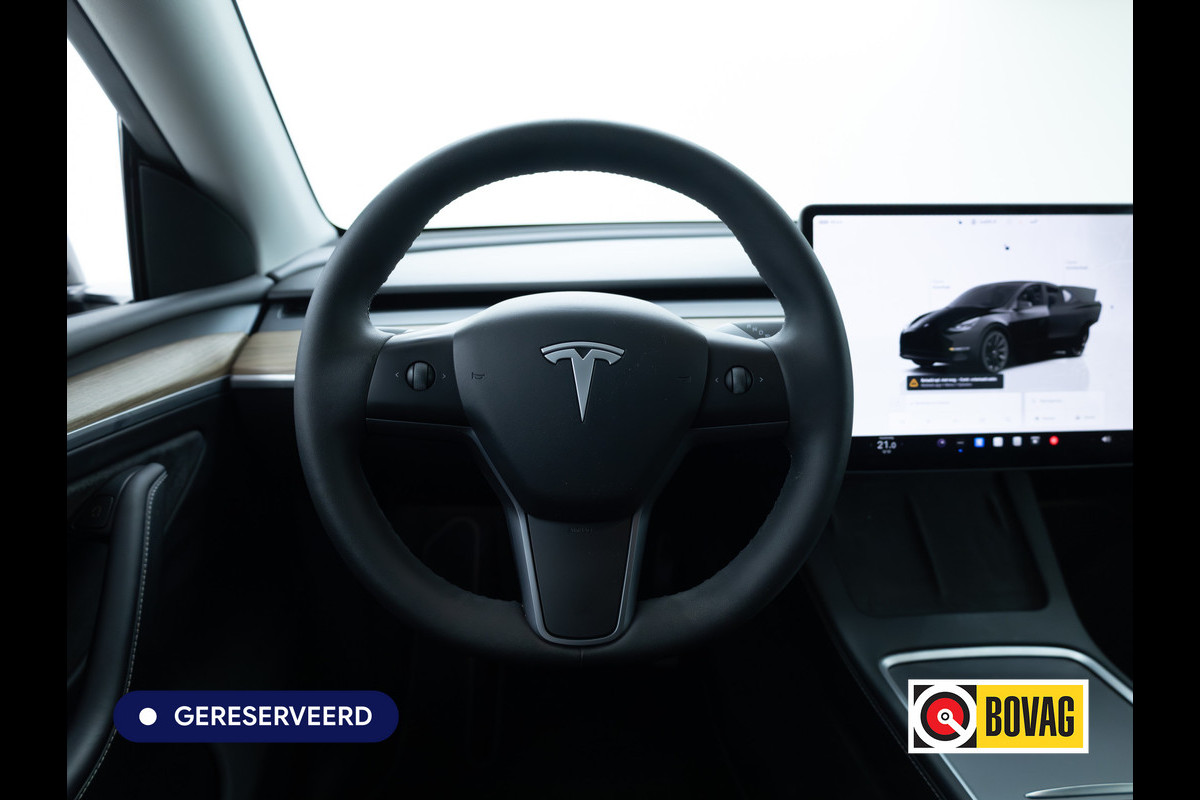 Tesla Model Y Long Range RWD 75 kWh | LMV Zwart 20" Turbine | Leer | Stoelverwarming V+A | Pano | Full Self Driving computer 4, Autopilot, Dodehoek detectie