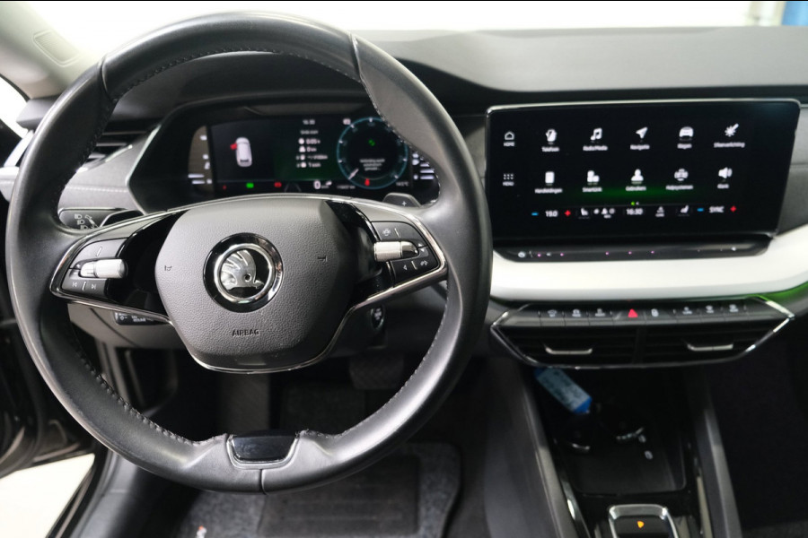 Škoda Octavia Combi 1.0 e-TSI Business Edition Plus Automaat - N.A.P. Airco, Cruise, Navi, PDC, Stoelverwarming, Carplay.