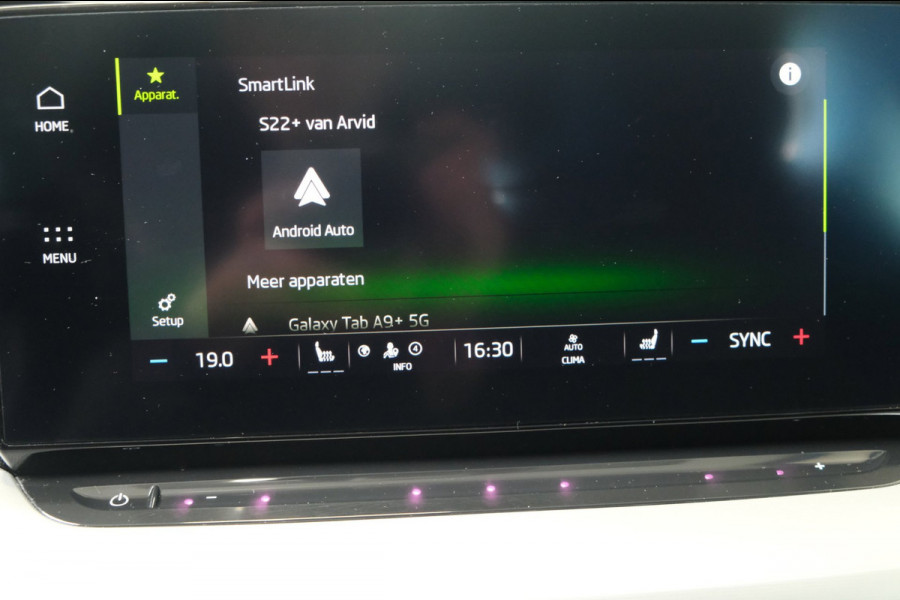 Škoda Octavia Combi 1.0 e-TSI Business Edition Plus Automaat - N.A.P. Airco, Cruise, Navi, PDC, Stoelverwarming, Carplay.