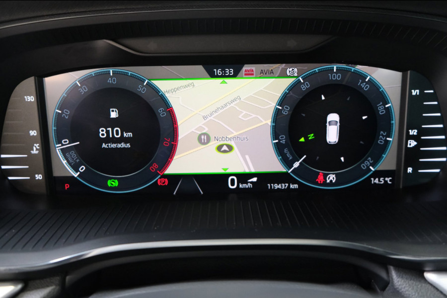 Škoda Octavia Combi 1.0 e-TSI Business Edition Plus Automaat - N.A.P. Airco, Cruise, Navi, PDC, Stoelverwarming, Carplay.