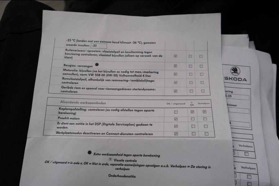 Škoda Octavia Combi 1.0 e-TSI Business Edition Plus Automaat - N.A.P. Airco, Cruise, Navi, PDC, Stoelverwarming, Carplay.