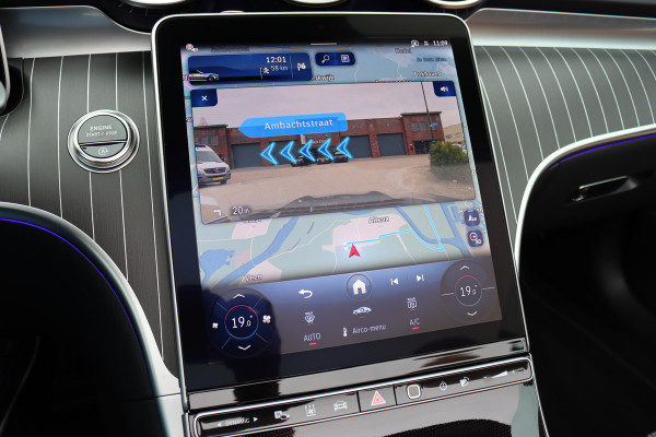 Mercedes-Benz CLE Cabriolet 450 4MATIC AMG Line | Distronic+ | Massage | Nappa Leder | Burmester | Airscarf | Stoelventilatie | HUD | Verwarmd Stuurwiel | Cabriocomfortpakket | Digital Light |