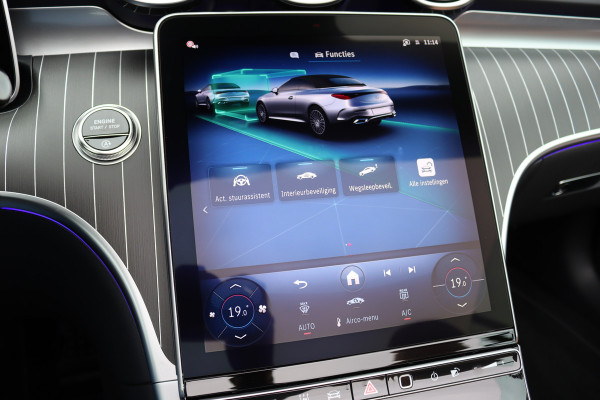 Mercedes-Benz CLE Cabriolet 450 4MATIC AMG Line | Distronic+ | Massage | Nappa Leder | Burmester | Airscarf | Stoelventilatie | HUD | Verwarmd Stuurwiel | Cabriocomfortpakket | Digital Light |