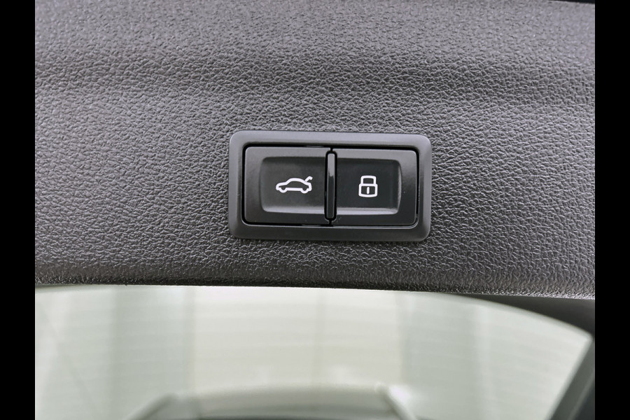 Audi A6 Avant 55 TFSI e quattro Pro Line S Competition(Dealer OnderH, Carplay, Stoel+Stuur VerW, Lane Assit, Head-up, Camera, Etc)