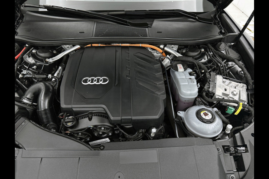 Audi A6 Avant 55 TFSI e quattro Pro Line S Competition(Dealer OnderH, Carplay, Stoel+Stuur VerW, Lane Assit, Head-up, Camera, Etc)