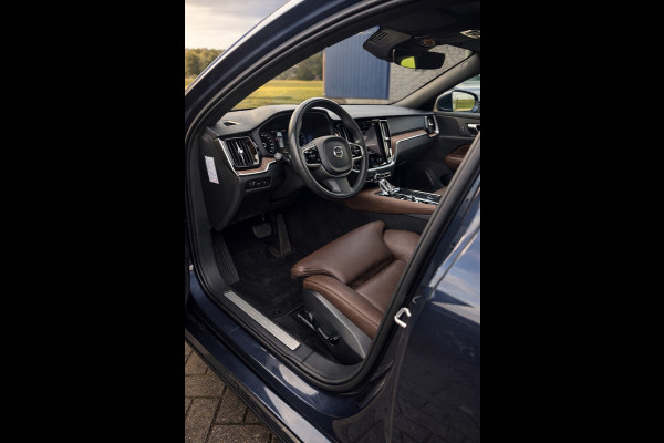Volvo V60 2.0 T6 Recharge AWD Inscription Trekhaak|Leder|1e Eigenaar