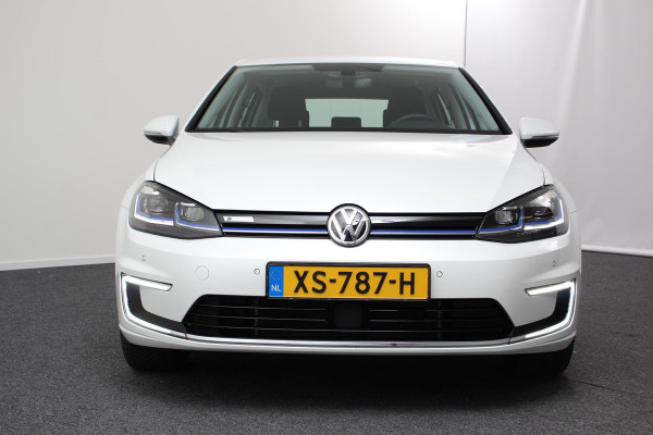 Volkswagen e-Golf | Navigatie | Climate Control Bluetooth | Cruise Control Adaptive | Lichtmetalen Velgen |