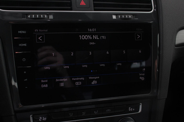 Volkswagen e-Golf | Navigatie | Climate Control Bluetooth | Cruise Control Adaptive | Lichtmetalen Velgen |