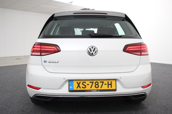 Volkswagen e-Golf | Navigatie | Climate Control Bluetooth | Cruise Control Adaptive | Lichtmetalen Velgen |