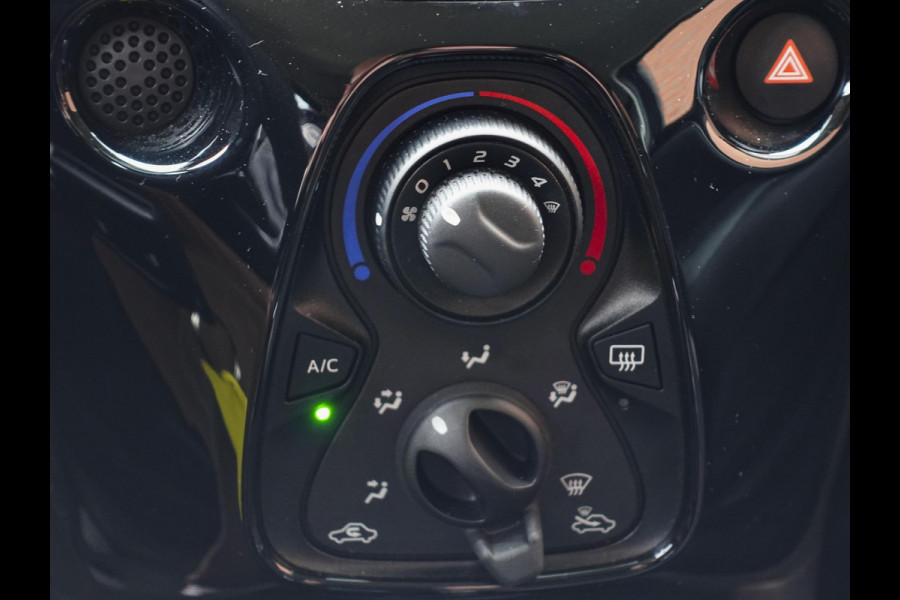 Citroën C1 1.0 VTi Feel | Navigatie | Apple Carplay/Android Auto | Camera | Bluetooth | Airco