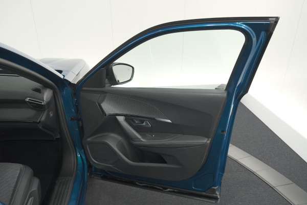 Peugeot 2008 1.2 Hybrid 145 Allure | 360 Camera | Adaptieve Cruise Control | Dodehoekdetectie | Apple Carplay