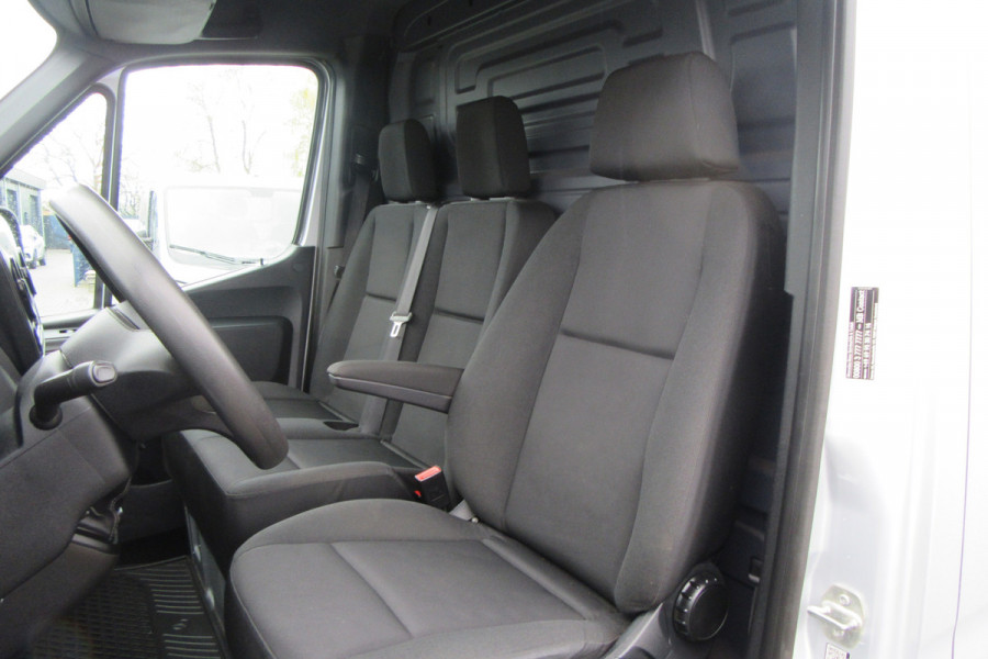 Mercedes-Benz Sprinter 214 2.2 CDI 143 PK L2H1, Airco, Trekhaak