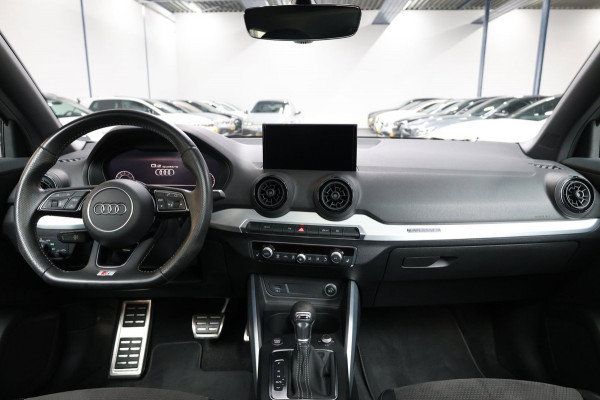 Audi Q2 2.0 TFSI quattro 3x S-line LED/VIRTUAL/PANORAMADAK/HALF LEDER+S.VERWARMING/19" LMV/PDC/ACC/LINE/ECC/12 MND GARANTIE!