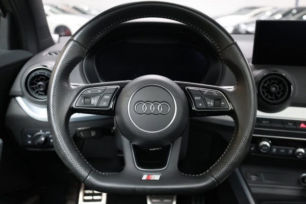 Audi Q2 2.0 TFSI quattro 3x S-line LED/VIRTUAL/PANORAMADAK/HALF LEDER+S.VERWARMING/19" LMV/PDC/ACC/LINE/ECC/12 MND GARANTIE!