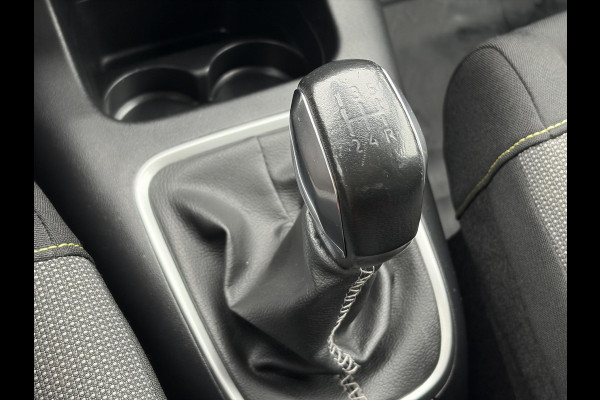 Citroën C3 1.2 PureTech S&S Shine Navi,Camera,110pk,Recent beurt gahd,Pdc,D-riem vv in 2024,Clima,Cruise,Lm velgen,Rijstrooksensor,N.A.P,Weinig Km,Apk tot 11-2026