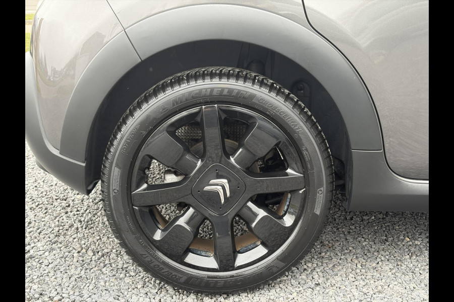 Citroën C3 1.2 PureTech S&S Shine Navi,Camera,110pk,Recent beurt gahd,Pdc,D-riem vv in 2024,Clima,Cruise,Lm velgen,Rijstrooksensor,N.A.P,Weinig Km,Apk tot 11-2026