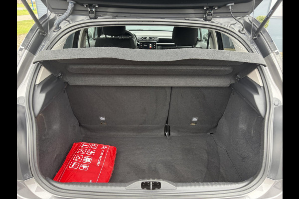 Citroën C3 1.2 PureTech S&S Shine Navi,Camera,110pk,Recent beurt gahd,Pdc,D-riem vv in 2024,Clima,Cruise,Lm velgen,Rijstrooksensor,N.A.P,Weinig Km,Apk tot 11-2026