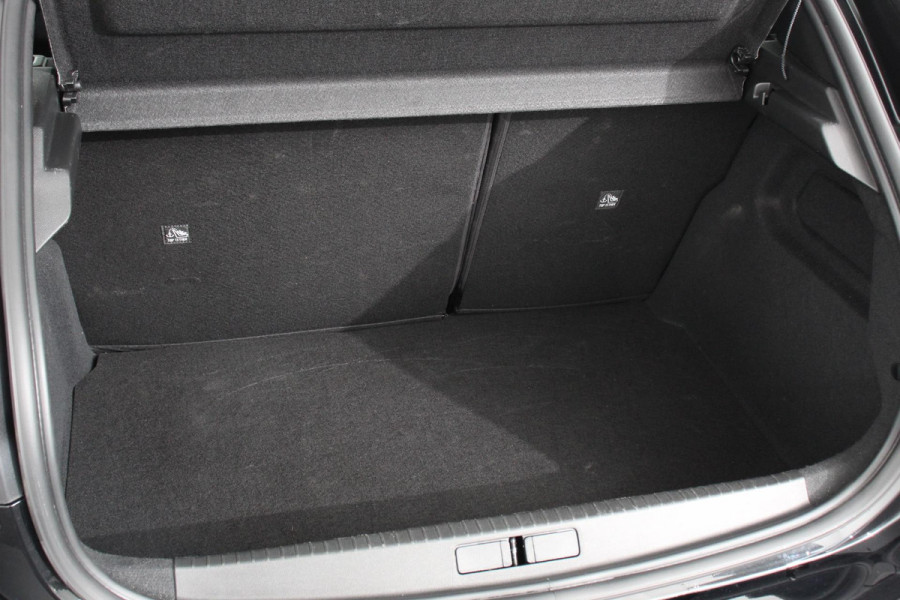 Opel Corsa 1.2 100pk Turbo GS Line | Navigatie | Apple Carplay/Android Auto | Climate Control | Cruise Control | Lichtmetalen velgen | Sportstoelen