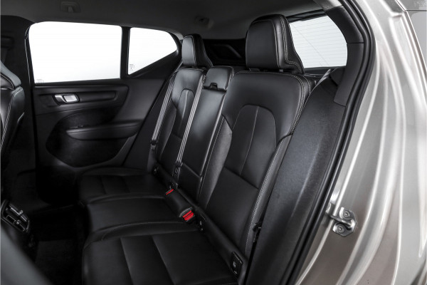 Volvo XC40 1.5 T5 Recharge Inscription - Automaat | Dig. Cockpit | Adapt. Cruise | Winterpakket | PDC | Camera | NAV + App. Connect | ECC | Elek. Klep | Afn. Trekhaak | LM 19" |