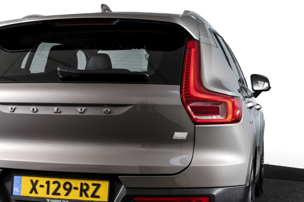 Volvo XC40 1.5 T5 Recharge Inscription - Automaat | Dig. Cockpit | Adapt. Cruise | Winterpakket | PDC | Camera | NAV + App. Connect | ECC | Elek. Klep | Afn. Trekhaak | LM 19" |