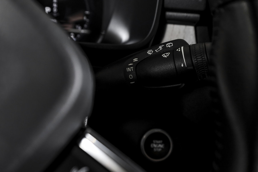 Volvo XC40 1.5 T5 Recharge Inscription - Automaat | Dig. Cockpit | Adapt. Cruise | Winterpakket | PDC | Camera | NAV + App. Connect | ECC | Elek. Klep | Afn. Trekhaak | LM 19" |