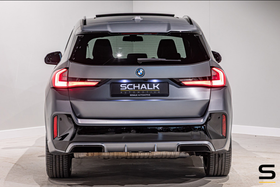 BMW X1 XDrive30e|M-sportPro|Pano|Trekhaak|Massage|FullOption