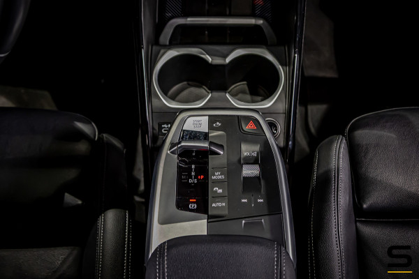 BMW X1 XDrive30e|M-sportPro|Pano|Trekhaak|Massage|FullOption