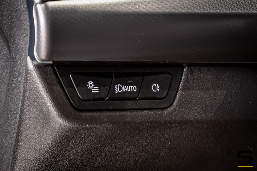 BMW X1 XDrive30e|M-sportPro|Pano|Trekhaak|Massage|FullOption