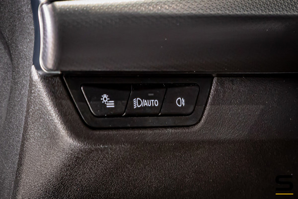 BMW X1 XDrive30e|M-sportPro|Pano|Trekhaak|Massage|FullOption