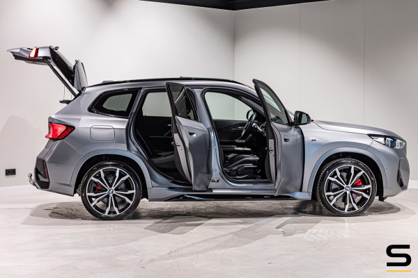 BMW X1 XDrive30e|M-sportPro|Pano|Trekhaak|Massage|FullOption
