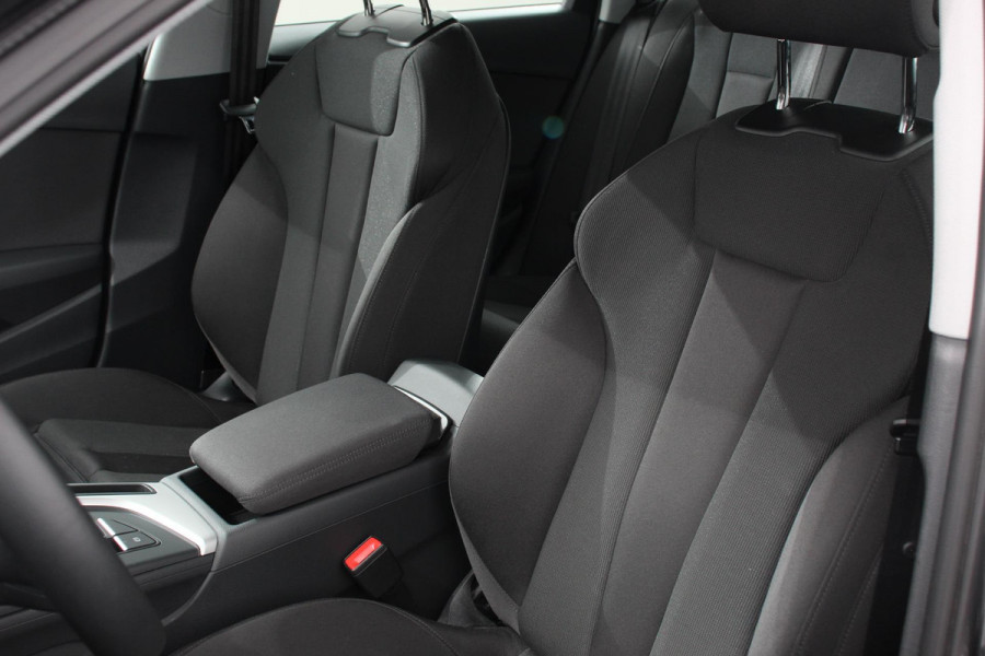 Audi A4 Avant 40 TFSI 204 pk S-tronic S Line Plus | Navigatie | Adaptive Cruise Control | Parkeersensoren | Lane Assist | Elektrische achterklep | Stoelverwarming | Ledverlichting | Virtual Cockpit | Climatronic