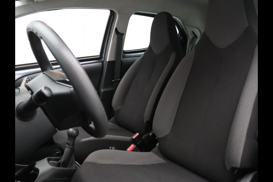 Toyota Aygo 1.0 VVT-i x-fun Airco | Cruise control