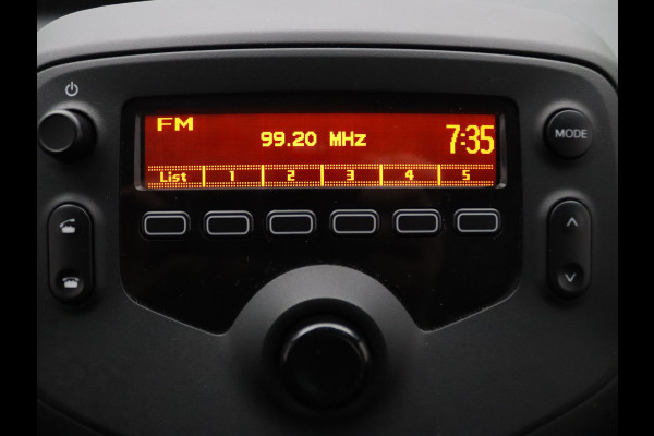 Toyota Aygo 1.0 VVT-i x-fun Airco | Cruise control