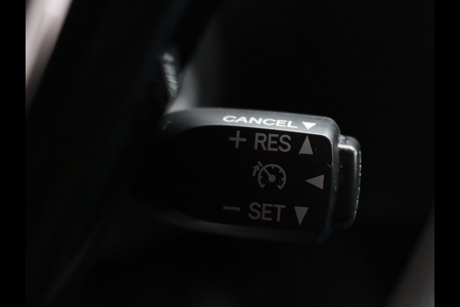 Toyota Aygo 1.0 VVT-i x-fun Airco | Cruise control