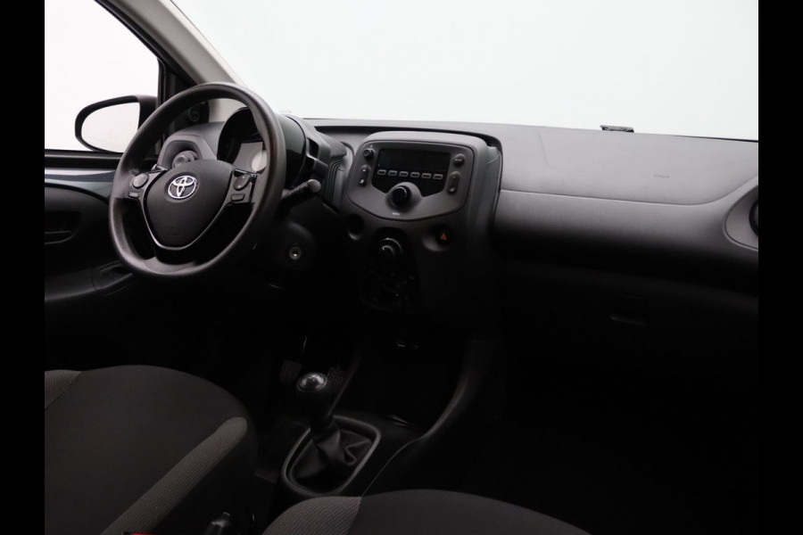 Toyota Aygo 1.0 VVT-i x-fun Airco | Cruise control