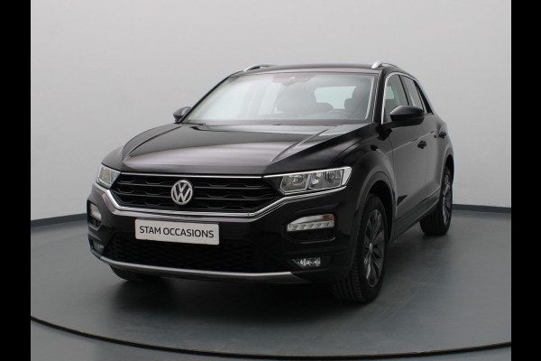 Volkswagen T-Roc TSI Style Business 115pk Adapt. Cruise | Carplay | Navi | Parkeersens. v+a