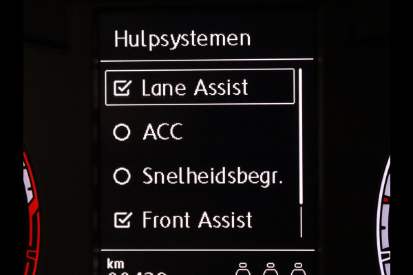 Volkswagen T-Roc TSI Style Business 115pk Adapt. Cruise | Carplay | Navi | Parkeersens. v+a