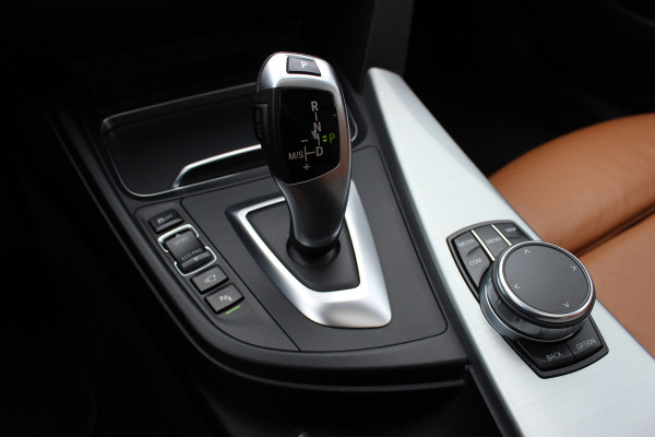 BMW 4 Serie Gran Coupé 418i High Exe. M Sport / Trekhaak / Schuifdak / 360Camera / 18'' / Navigatie / Dodehoek / DAB / Cruise Control / Getint glas / Stoelverwarming
