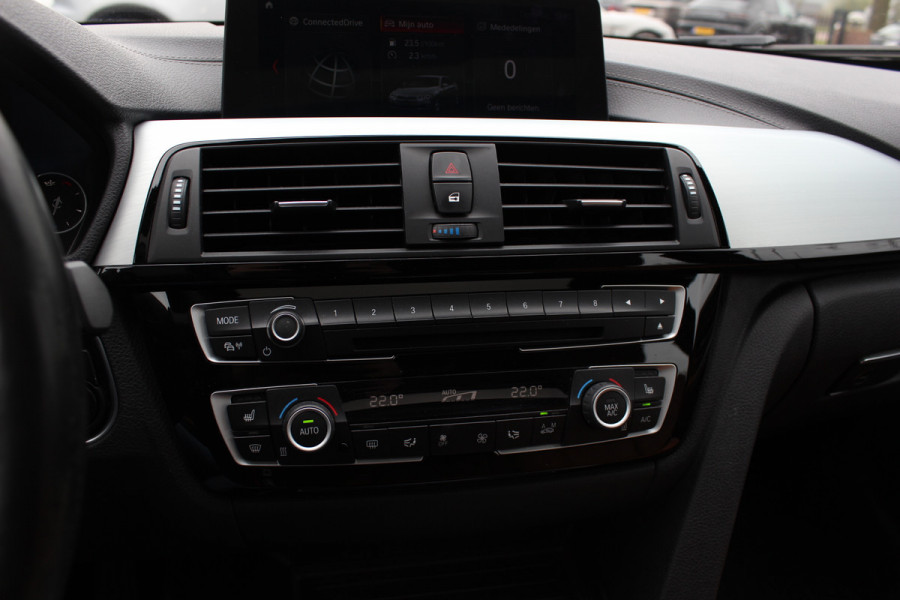 BMW 4 Serie Gran Coupé 418i High Exe. M Sport / Trekhaak / Schuifdak / 360Camera / 18'' / Navigatie / Dodehoek / DAB / Cruise Control / Getint glas / Stoelverwarming