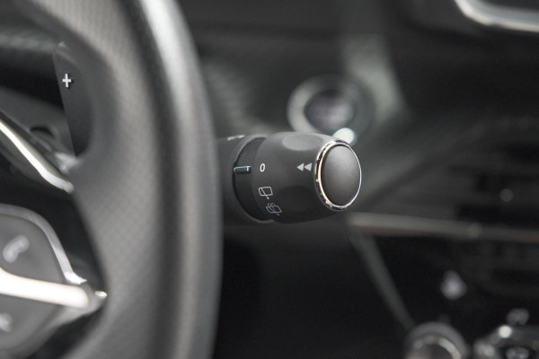Peugeot 208 PureTech 130 EAT8 GT | Panoramadak | Camera | Apple Carplay | Stoelverwarming