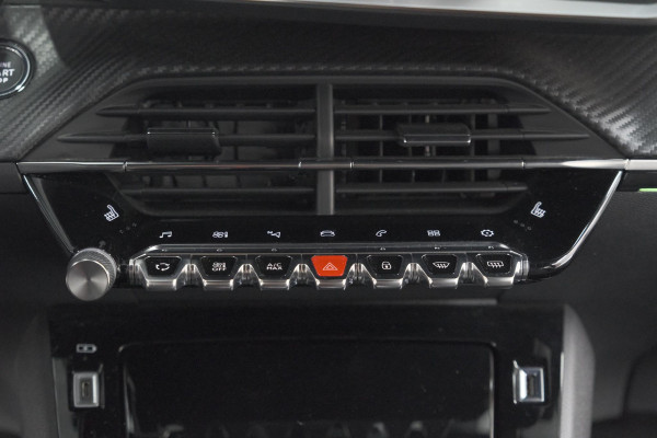 Peugeot 208 PureTech 130 EAT8 GT | Panoramadak | Camera | Apple Carplay | Stoelverwarming