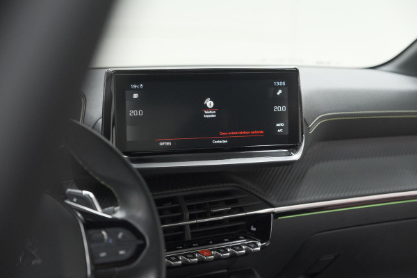 Peugeot 208 PureTech 130 EAT8 GT | Panoramadak | Camera | Apple Carplay | Stoelverwarming