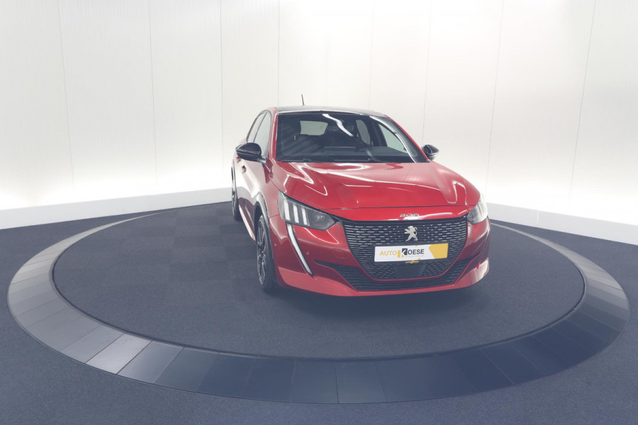 Peugeot 208 PureTech 130 EAT8 GT | Panoramadak | Camera | Apple Carplay | Stoelverwarming
