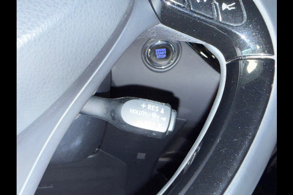 Toyota C-HR 1.2 Bi-Tone NAVI CAMERA TREKHAAK CLIMATE CRUISE CONTROL JBL SOUND