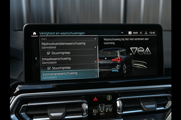 BMW iX3 High Executive 80 kWh M-Sport | Soh 100% | Facelift | Panoramadak | Comfort access | Trekhaak | Shadow-line | Sport seats | Active cruise | 360 camera | Head-up | Harman/Kardon