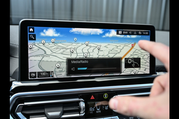 BMW iX3 High Executive 80 kWh M-Sport | Soh 100% | Facelift | Panoramadak | Comfort access | Trekhaak | Shadow-line | Sport seats | Active cruise | 360 camera | Head-up | Harman/Kardon